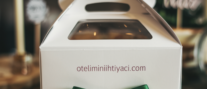 Pasta Kutusu: Tatlı Lezzetlerin Güvencesi