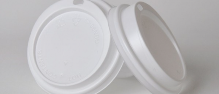 Plastik Bardak Kapaklarının Tarihçesi ve Kullanımının Önemi